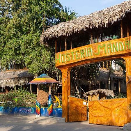 Hosteria Mandala Puerto López エクステリア 写真