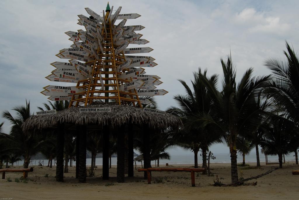 Hosteria Mandala Puerto López エクステリア 写真