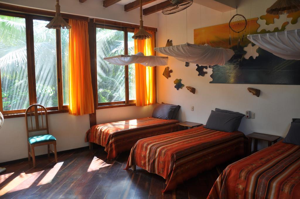 Hosteria Mandala Puerto López エクステリア 写真
