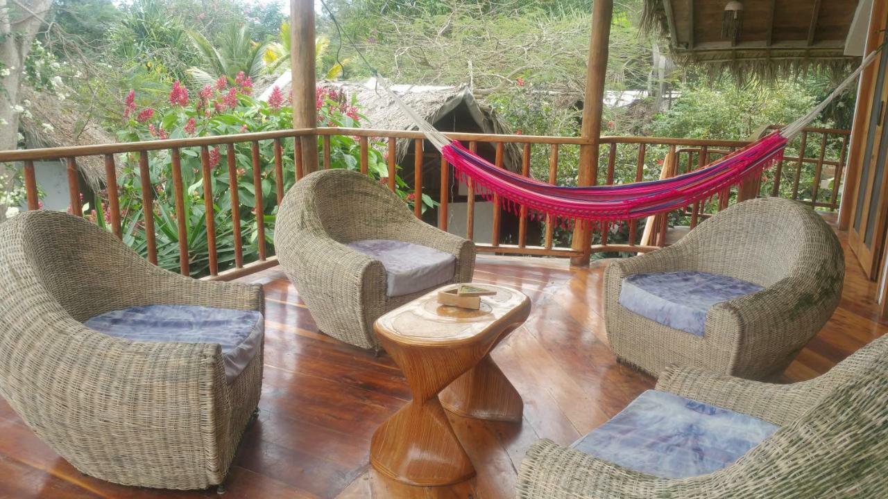 Hosteria Mandala Puerto López エクステリア 写真