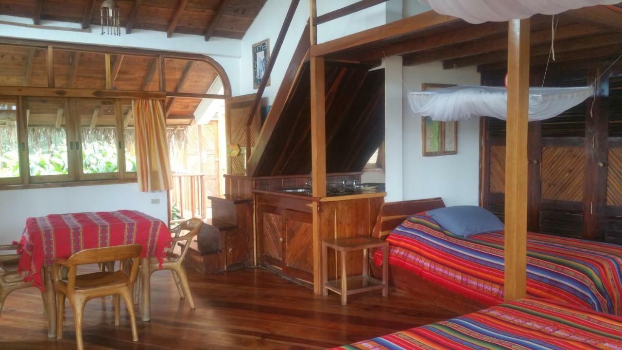 Hosteria Mandala Puerto López エクステリア 写真