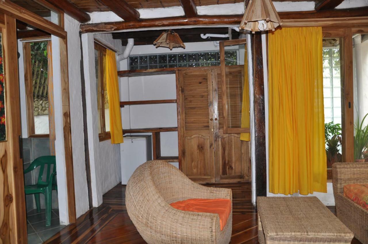 Hosteria Mandala Puerto López エクステリア 写真